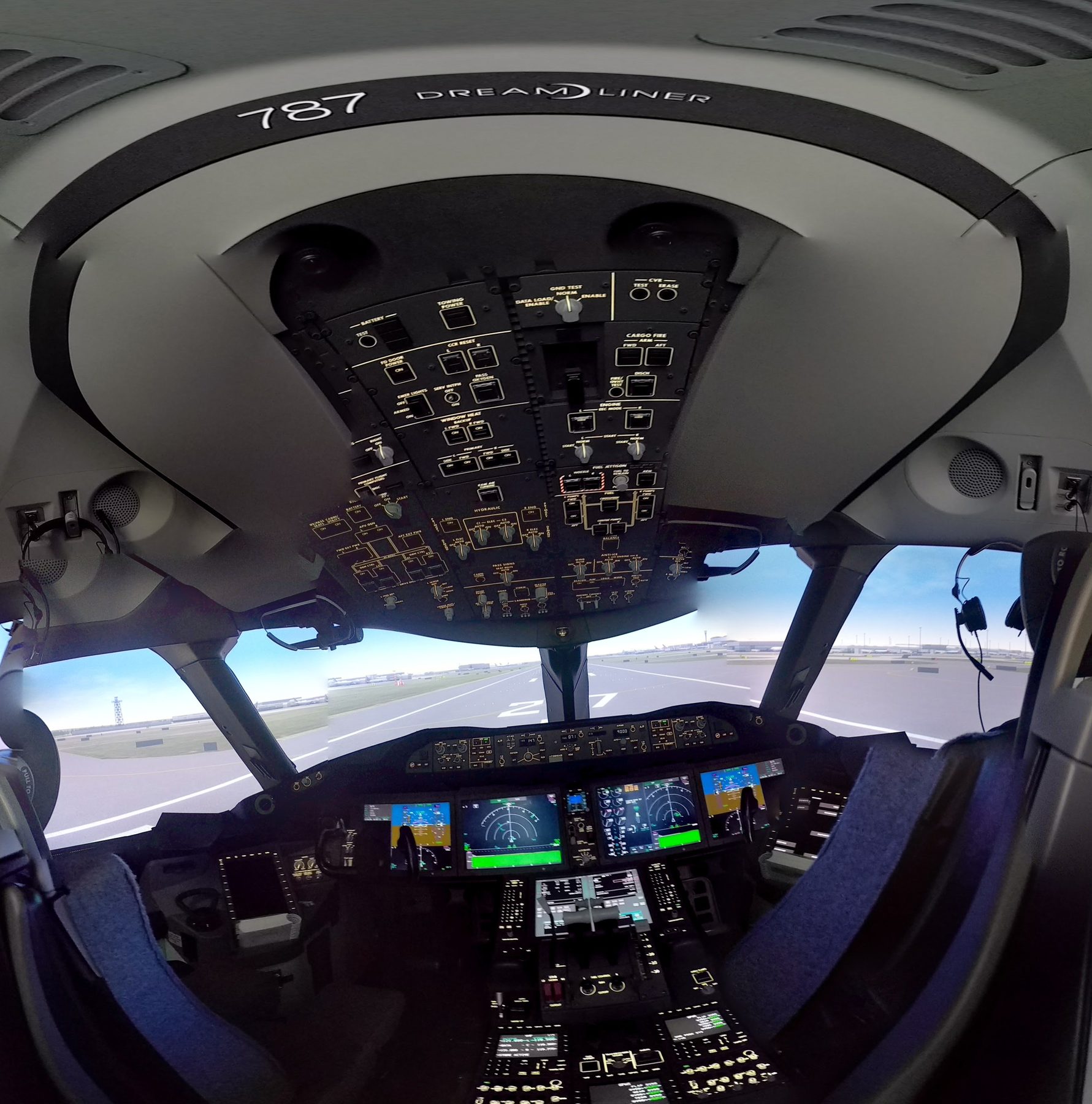 Cockpit panoramic view over desert