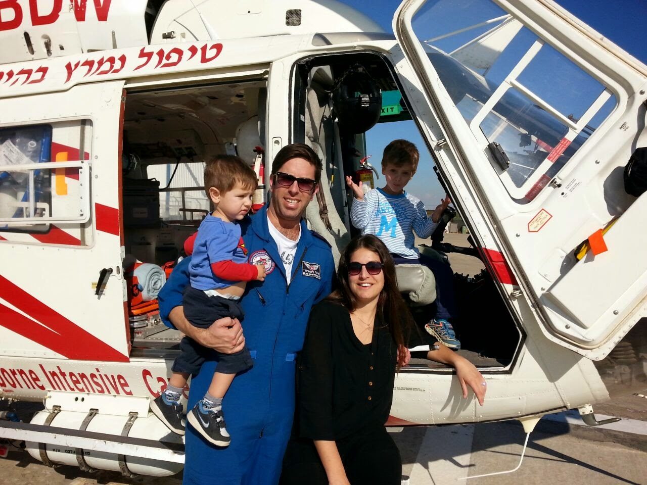 Family at the rescue helicopter